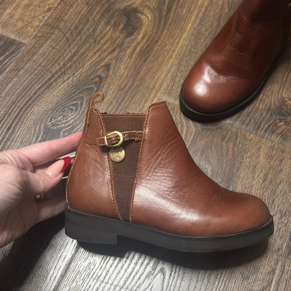Zara girls Brown Leather Ankle Boots size 28/10